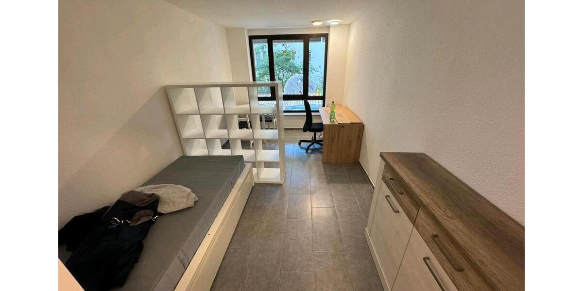 Hochparterre Aachen Aachen-Mitte - 1 Zimmer, 19 m&sup2;, 565&euro; | Angebot:25861342