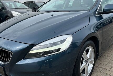 Volvo V40 151.000 km 10.599 &euro; Nörvenich 52388