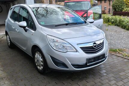 Opel Meriva 68.061 km 6.000 &euro; Roetgen 52159