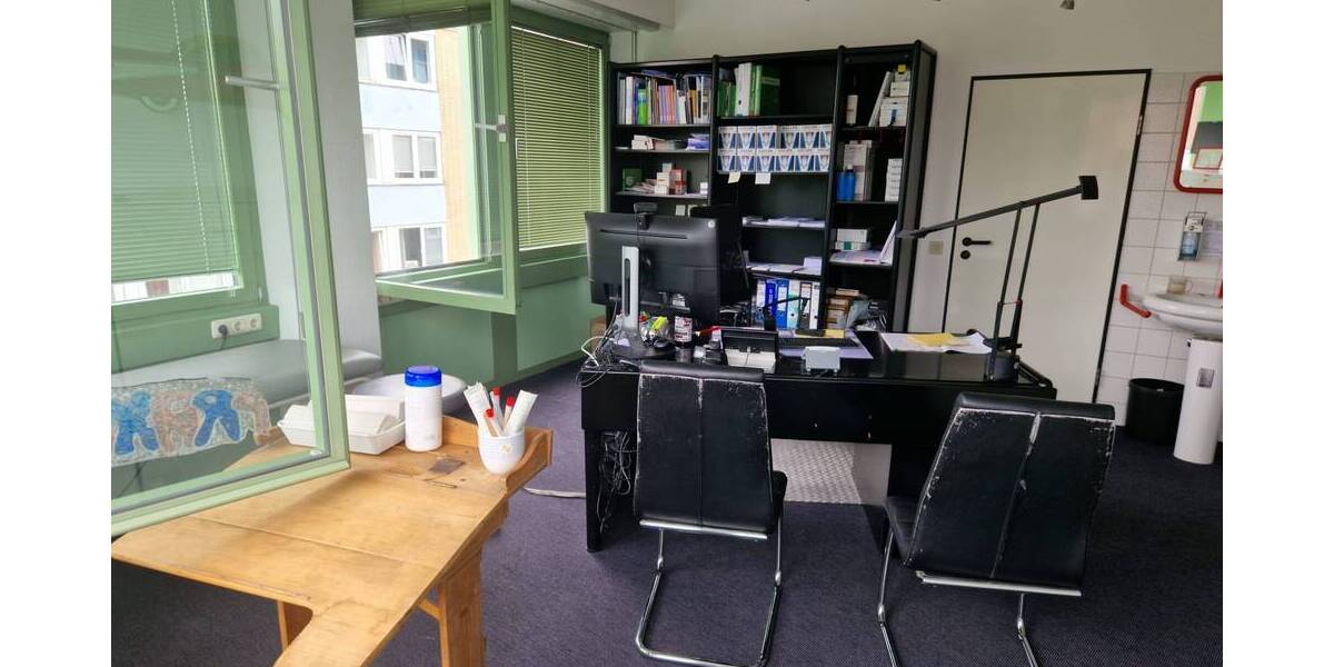 Gewerbeobjekt Aachen Aachen-Mitte - 8 Zimmer, 223 m&sup2;, 2.670&euro; | Angebot:25742221