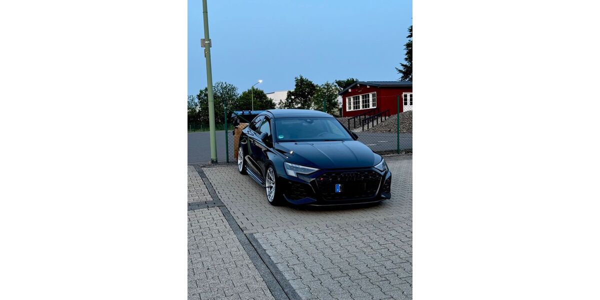 Audi RS3 70.000 km 49.850 &euro; Simmerath 52152