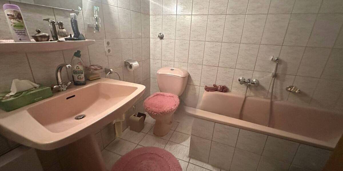 Mehrfamilienhaus, Wohnhaus Geilenkirchen - 6 Zimmer, 159 m&sup2;, 298.000&euro; | Angebot:25777058