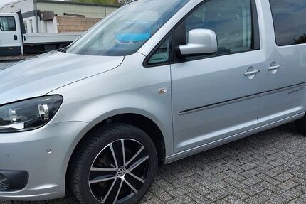 VW Caddy 194.465 km 7.950 &euro; Übach-Palenberg 52531