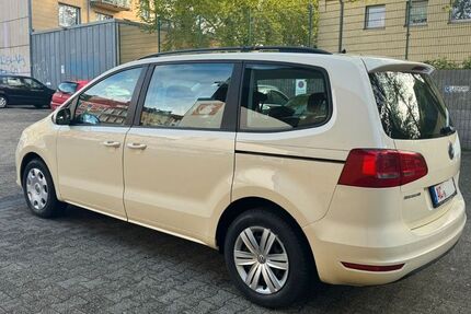 VW Sharan 381.281 km 4.900 &euro; Aachen 52068