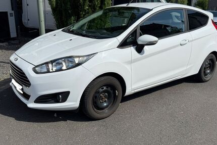 Ford Fiesta 71.935 km 4.700 &euro; Alsdorf 52477