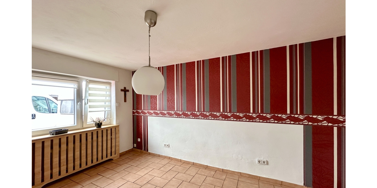 JÄSCHKE - Ihr Platz für Neues – Doppelhaus + Bungalow und großem Grundstück in Traumlage von Breinig - Zweifamilienhaus Stolberg (Rheinland) / Breinig Breinig | Angebot:22209491