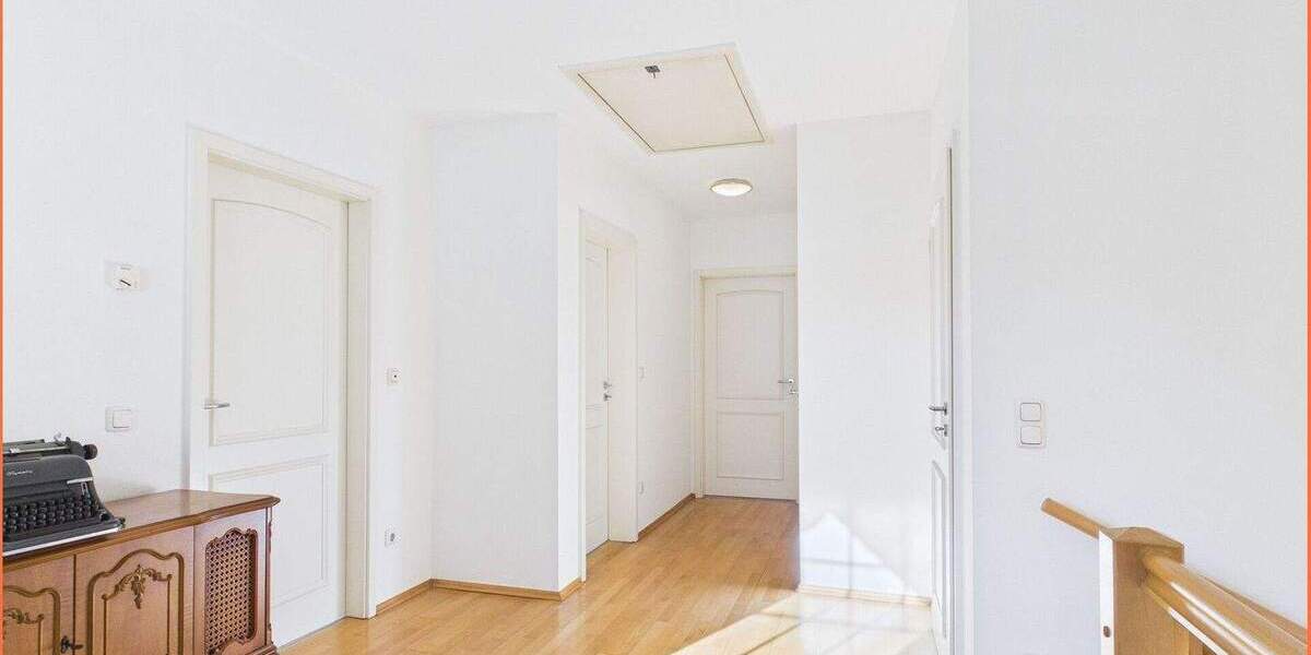 Mehrfamilienhaus, Wohnhaus Hückelhoven / Brachelen Brachelen - 7 Zimmer, 186 m&sup2;, 279.000&euro; | Angebot:25876977