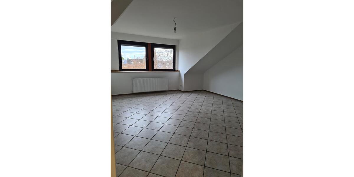 Dachgeschoßwohnung Eschweiler - 2.5 Zimmer, 67 m&sup2;, 420&euro; | Angebot:26586389