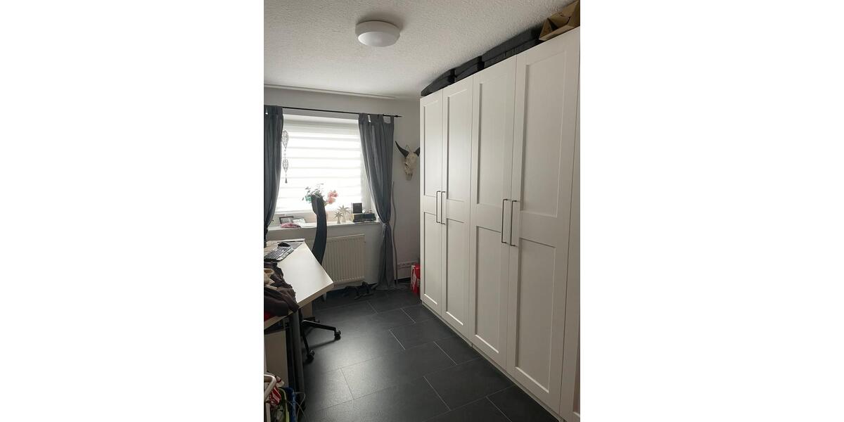 Etagenwohnung Düren Distelrath - 4 Zimmer, 85 m&sup2;, 195.000&euro; | Angebot:27096115