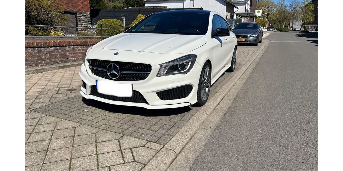 Mercedes-Benz CLA 180 Shooting Brake 130.000 km 16.000 &euro; Stolberg 52223