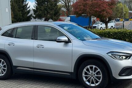 Mercedes-Benz GLA 180 33.836 km 27.990 &euro; Alsdorf 52477