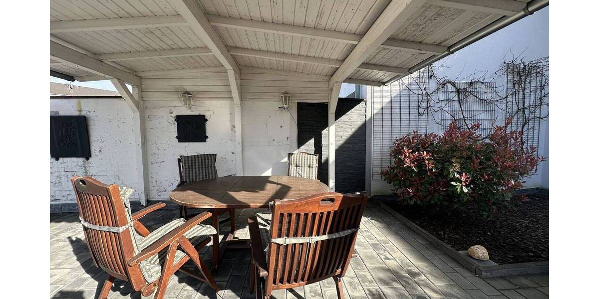 Einfamilienhaus Düren Gürzenich - 7 Zimmer, 178 m&sup2;, 355.000&euro; | Angebot:26190016