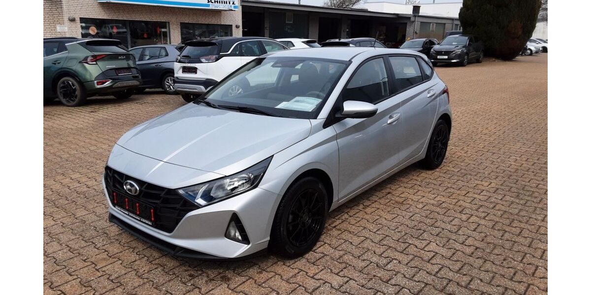 Hyundai i20 25.600 km 13.990 &euro; Monschau (bei Aachen) 52156