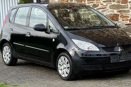 Mitsubishi Colt 148.520 km 3.490 &euro; Simmerath (bei Aachen) 52152