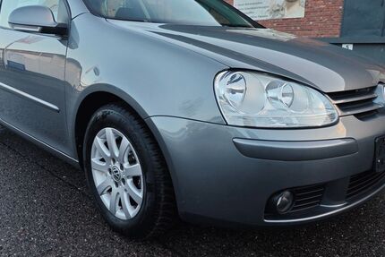 VW Golf 100.090 km 3.700 &euro; Aachen 52066