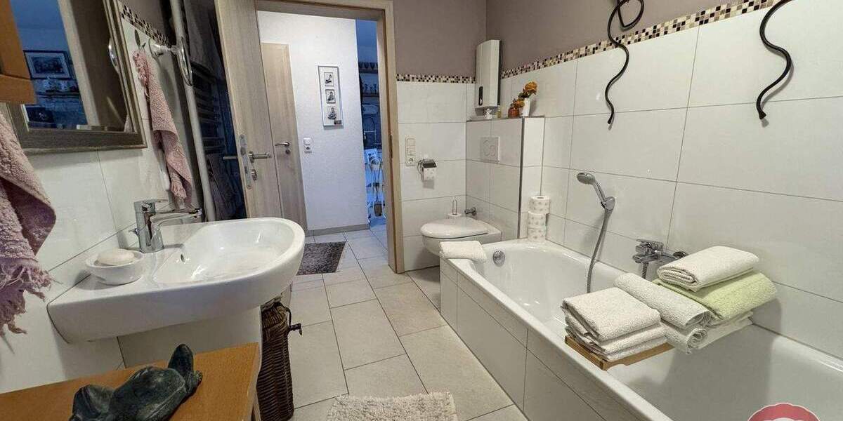 Etagenwohnung Hückelhoven - 2 Zimmer, 58 m&sup2;, 193.000&euro; | Angebot:25672805