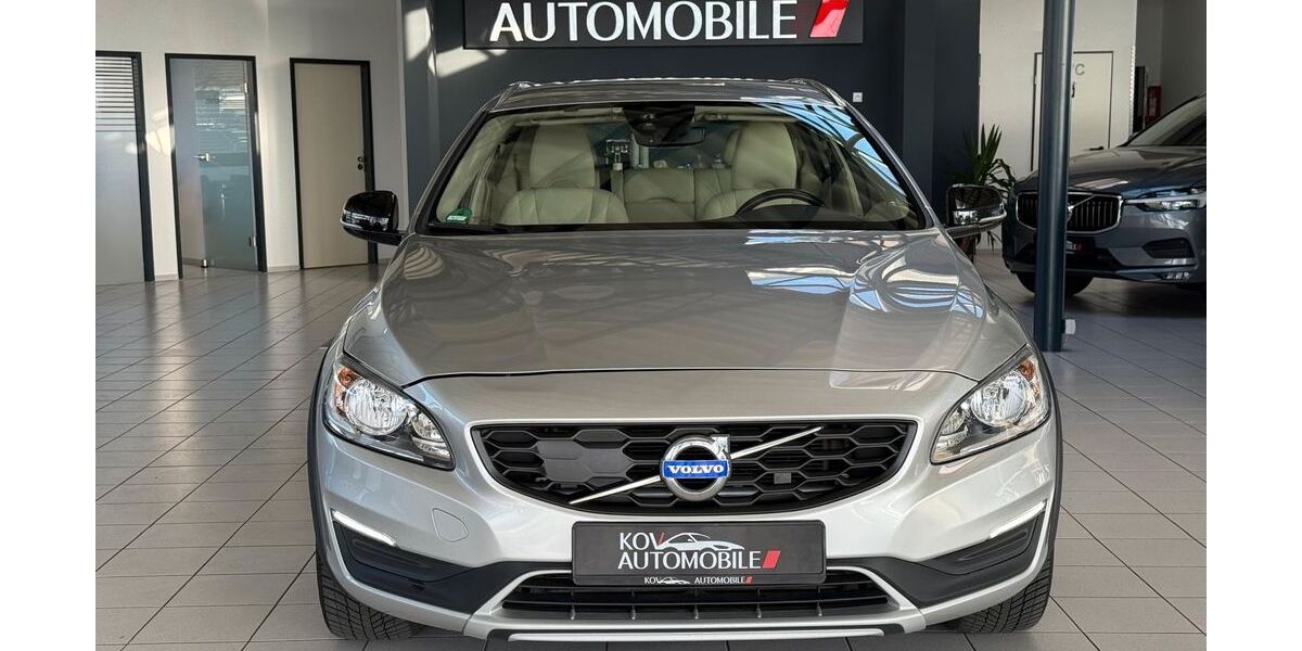 Volvo V60 Cross Country 154.630 km 12.300 &euro; Übach-Palenberg 52531