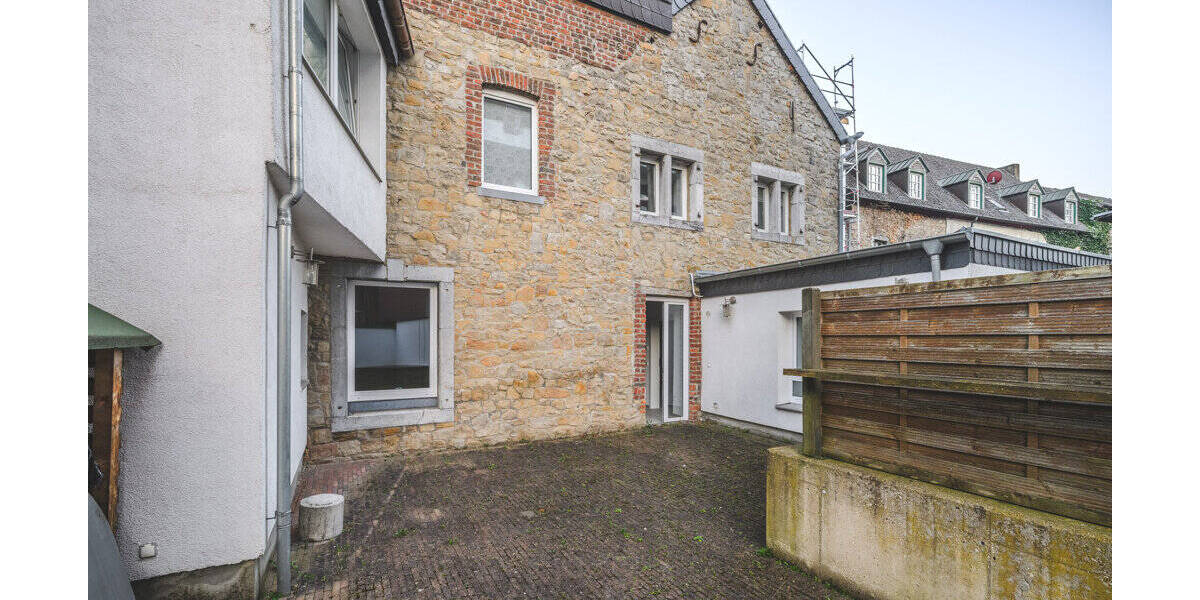 Mehrfamilienhaus, Wohnhaus Stolberg - 489.000&euro; | Angebot:26176702