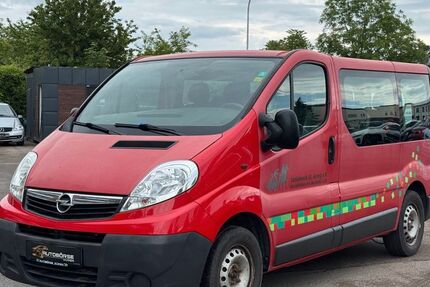 Opel Vivaro 254.661 km 7.499 &euro; Düren 52349