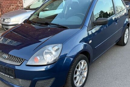 Ford Fiesta 84.000 km 2.790 &euro; Düren 52349