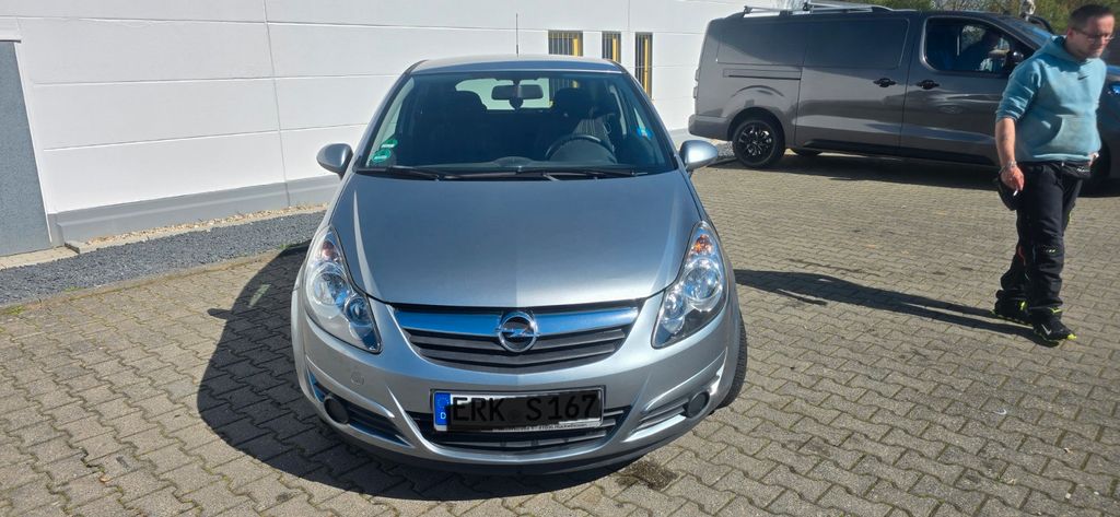 Opel Corsa 178.000 km 2.750 &euro; Hückelhoven 41836