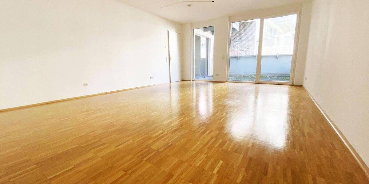 Etagenwohnung Aachen Aachen-Mitte - 2 Zimmer, 70 m&sup2;, 1.070&euro; | Angebot:26229404