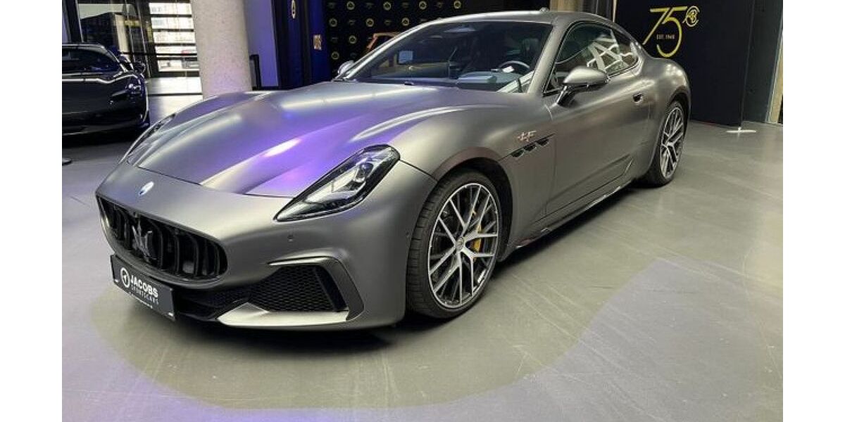Maserati Granturismo 18.300 km 143.480 &euro; Eschweiler 52249