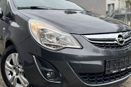 Opel Corsa 67.000 km 5.700 &euro; Aachen 52078