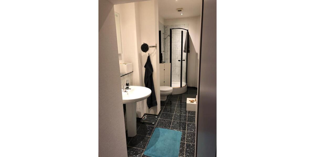 Hochparterre Aachen Aachen-Mitte - 2 Zimmer, 65 m&sup2;, 1.260&euro; | Angebot:26414722