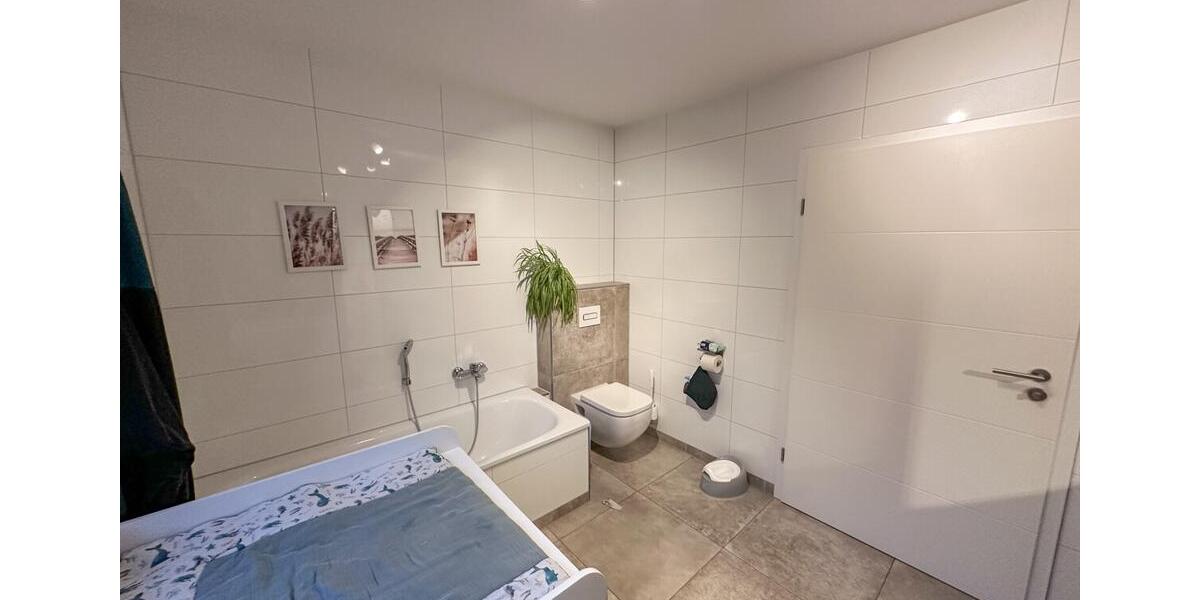 Maisonettenwohnung Geilenkirchen - 4 Zimmer, 125 m&sup2;, 1.375&euro; | Angebot:24584253