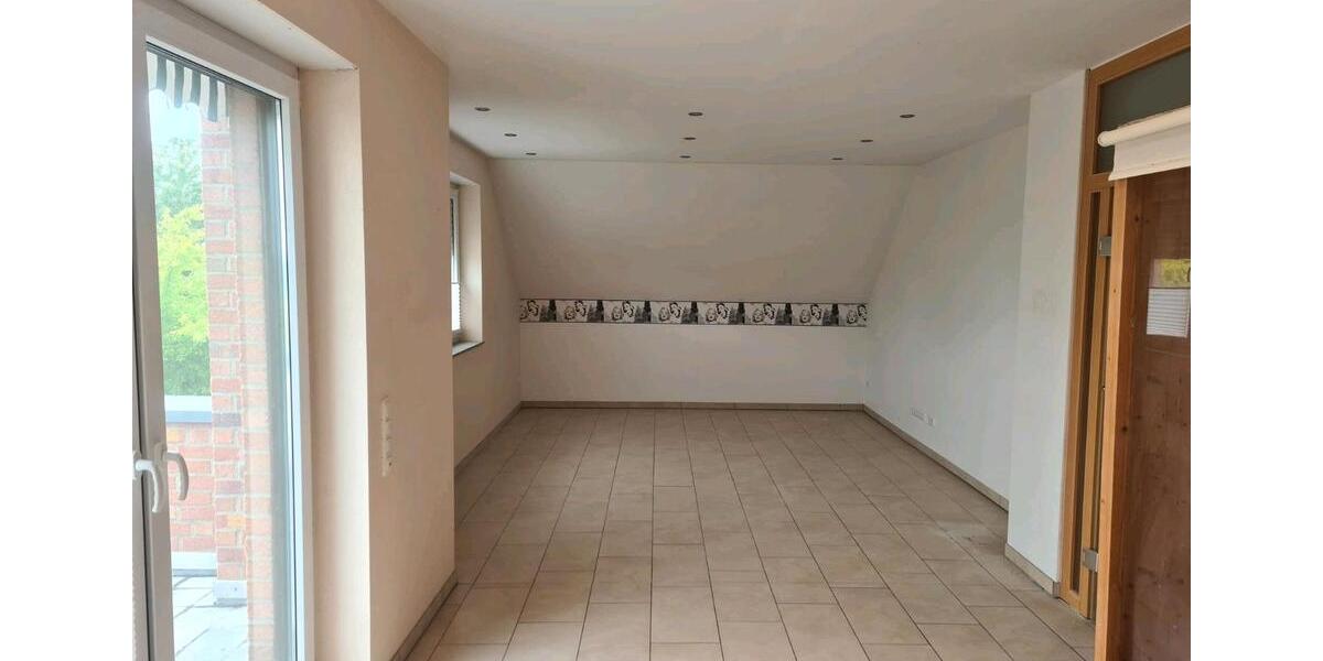 Etagenwohnung Erkelenz - 3 Zimmer, 108 m&sup2;, 1.050&euro; | Angebot:26613559