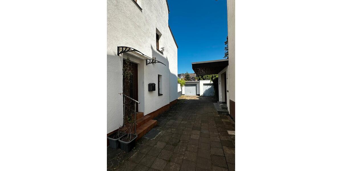 Einfamilienhaus Düren Distelrath - 8 Zimmer, 165 m&sup2;, 399.999&euro; | Angebot:26226569