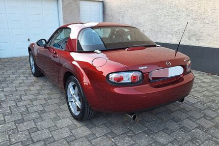 Mazda MX-5 127.000 km 8.150 &euro; Aldenhoven 52457