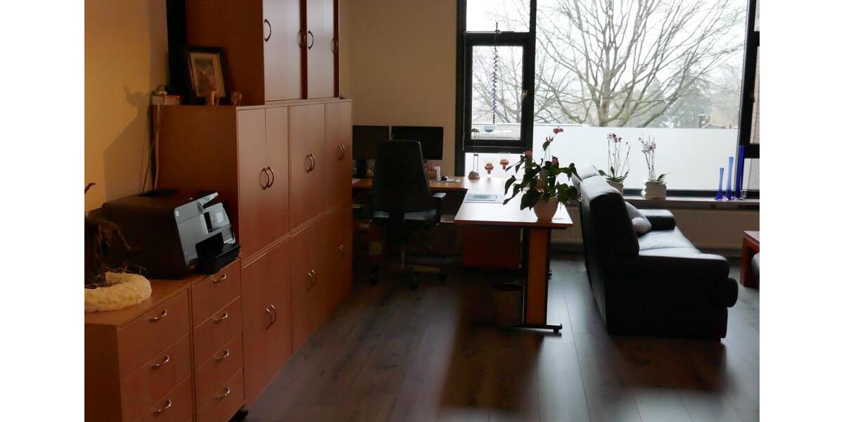 Etagenwohnung Aachen Aachen-Mitte - 2 Zimmer, 79 m&sup2;, 185.000&euro; | Angebot:25418196