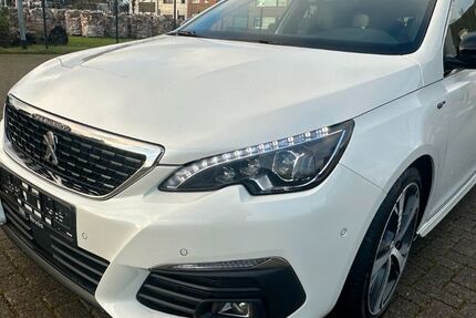 Peugeot 308 148.000 km 10.999 &euro; würselen 52146