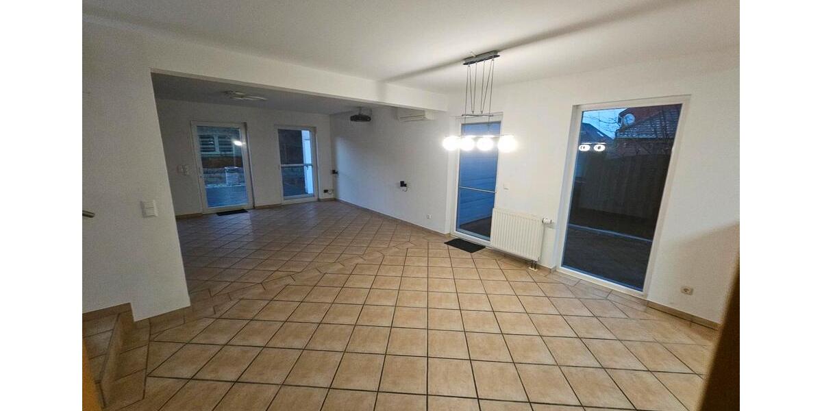 Doppelhaushälfte Heinsberg - 3.5 Zimmer, 180 m&sup2;, 465.000&euro; | Angebot:26567937