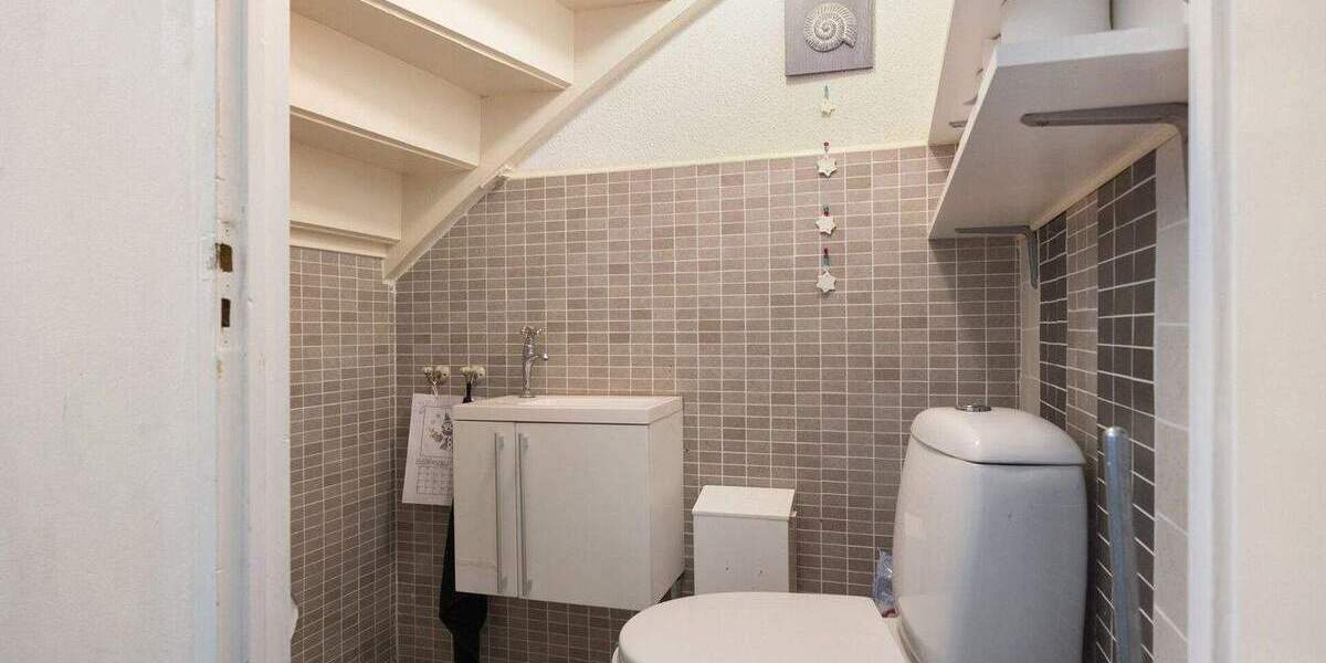 Mehrfamilienhaus, Wohnhaus Gangelt / Breberen Breberen - 7 Zimmer, 166 m&sup2;, 169.000&euro; | Angebot:25780710