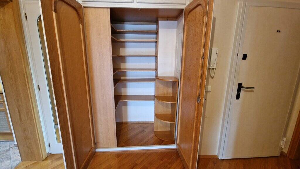 Etagenwohnung Aachen Aachen-Mitte - 3 Zimmer, 79 m&sup2;, 219.000&euro; | Angebot:26192180