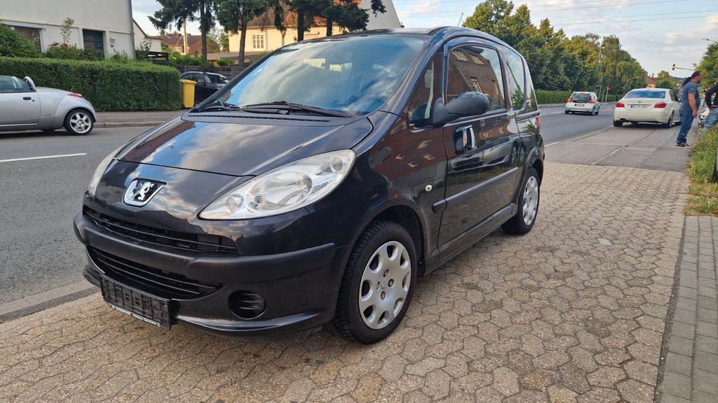 Peugeot 1007 132.000 km 1.999 &euro; Eschweiler 52249