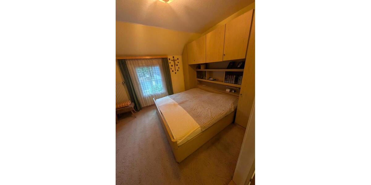 Reihenhaus Jülich - 6 Zimmer, 130 m&sup2;, 230.000&euro; | Angebot:27244453