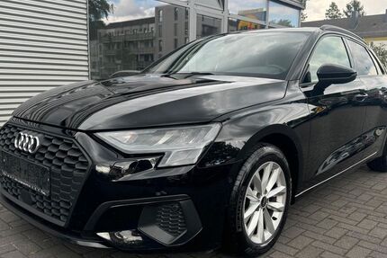 Audi A3 104.800 km 22.900 &euro; Aachen 52078