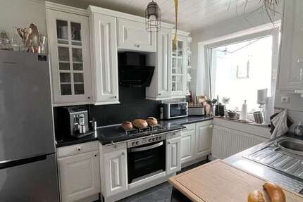 Haus Niederzier - 3 Zimmer, 125 m&sup2;, 1.200&euro; | Angebot:26758467
