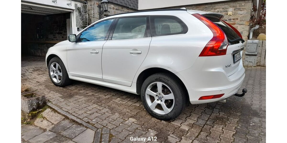 Volvo XC60 178.000 km 11.000 &euro; Monschau 52156