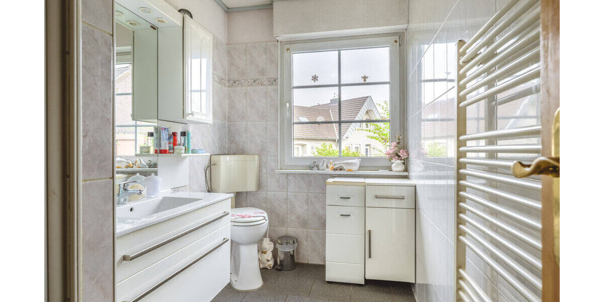 Einfamilienhaus Würselen Broichweiden - 7 Zimmer, 155 m&sup2;, 385.000&euro; | Angebot:26207156