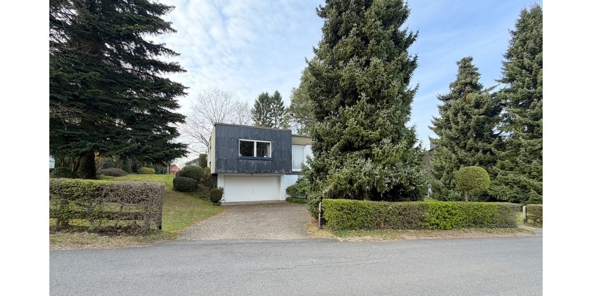 JÄSCHKE - Großzügiges Einfamilienhaus mit Potenzial auf traumhaftem Grundstück in Roetgen-Rott - Einfamilienhaus Roetgen / Rott Rott | Angebot:25989647