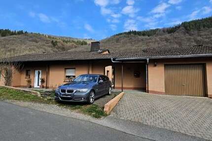 Haus Simmerath - 6 Zimmer, 228 m&sup2;, 395.000&euro; | Angebot:25991960