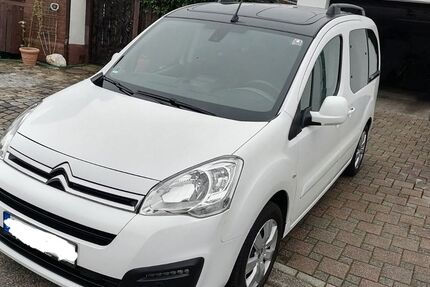 Citroen Berlingo 11.300 km 8.300 &euro; Alsdorf 52477