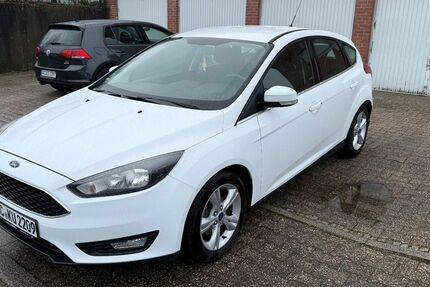 Ford Focus 73.000 km 6.799 &euro; Herzogenrath 52134
