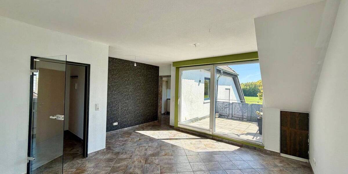 Etagenwohnung Aachen Nütheim - 3 Zimmer, 68 m&sup2;, 190.000&euro; | Angebot:26377389