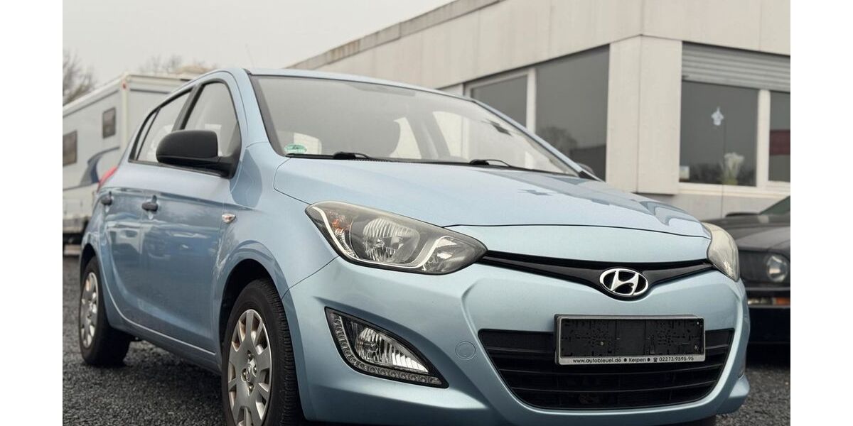 Hyundai i20 104.589 km 3.490 &euro; Düren 52349